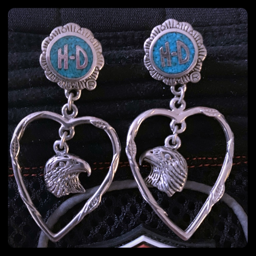 HD earrings